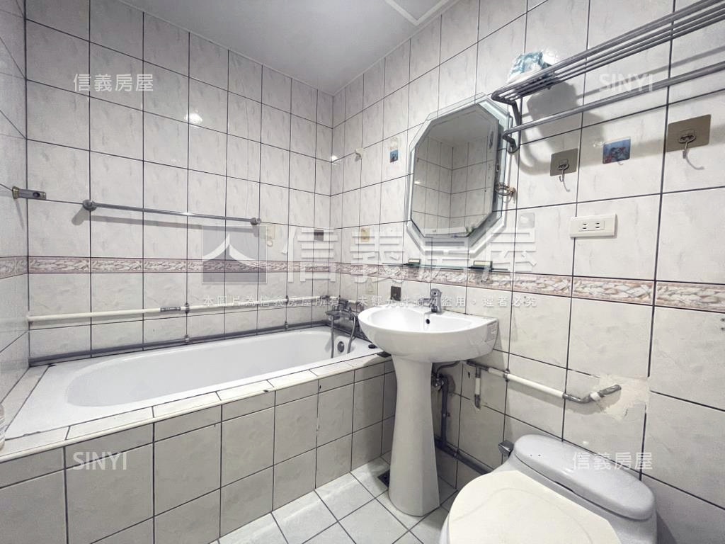 強推稀有釋出明亮三樓房屋室內格局與周邊環境