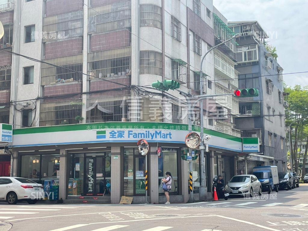 強推稀有釋出明亮三樓房屋室內格局與周邊環境