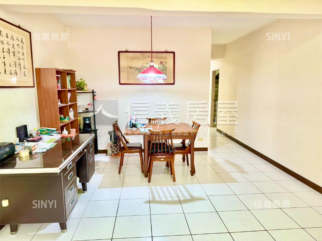 中正邊間採光通風大美寓房屋室內格局與周邊環境