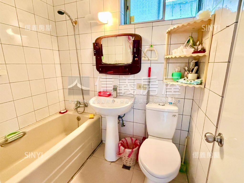 中正邊間採光通風大美寓房屋室內格局與周邊環境