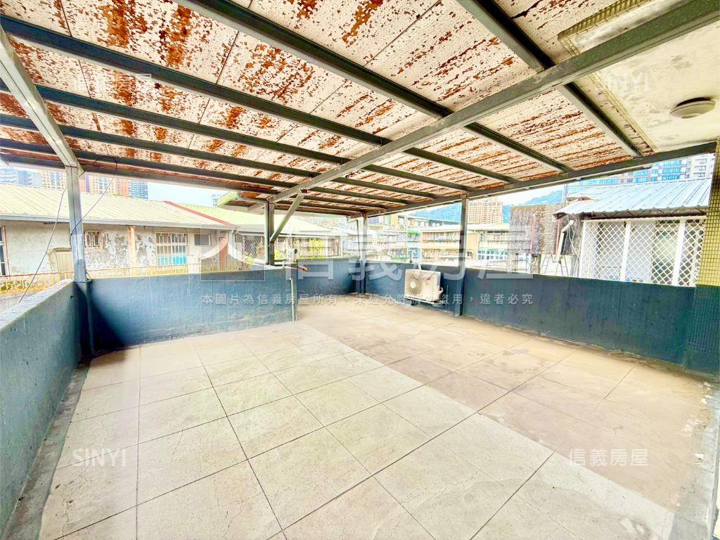 中正邊間採光通風大美寓房屋室內格局與周邊環境