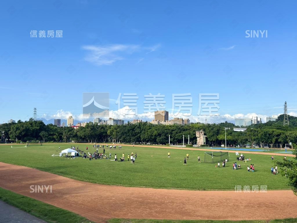 稀有永和邊間三房房屋室內格局與周邊環境