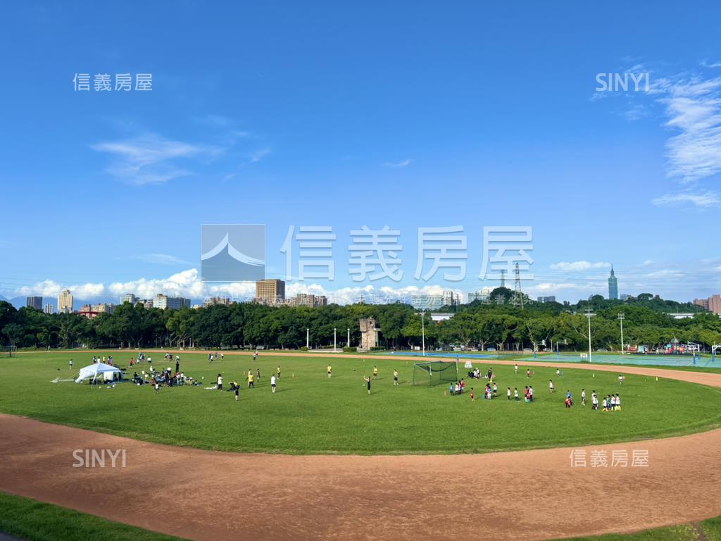 永和國中路邊間三房房屋室內格局與周邊環境