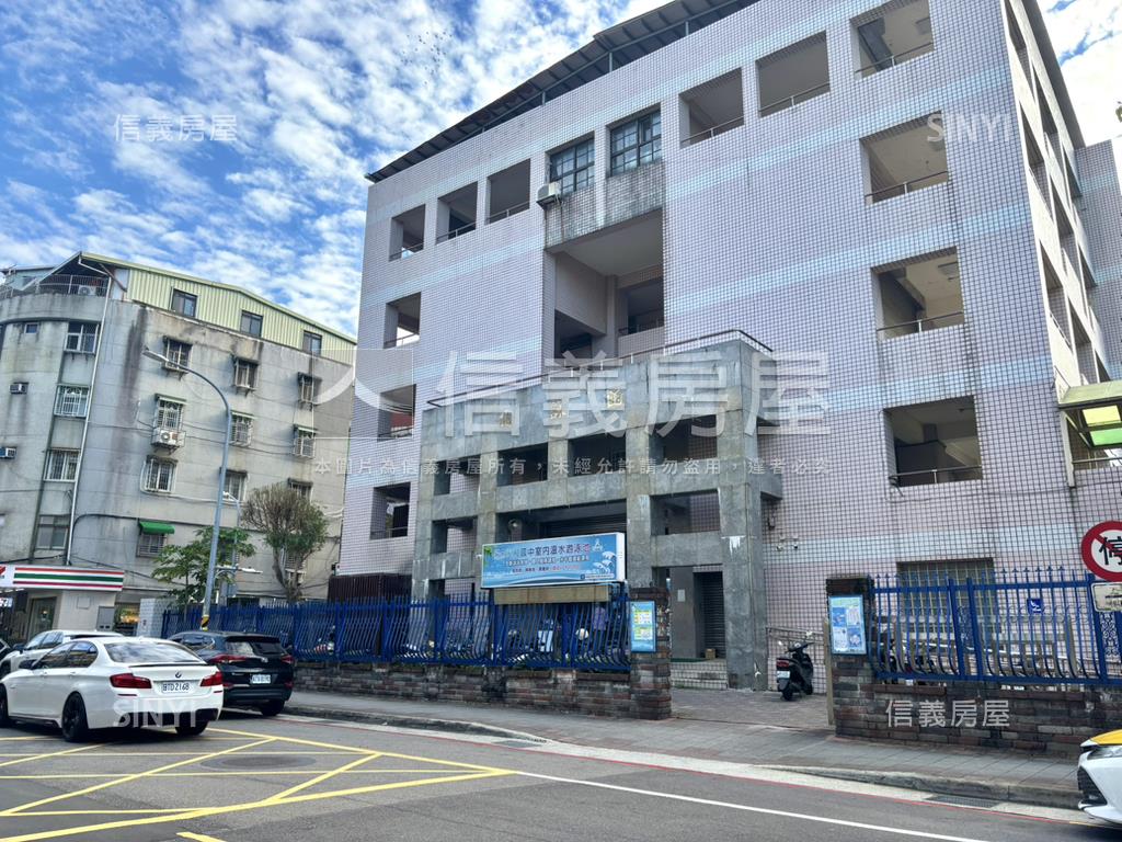 永和國中路邊間三房房屋室內格局與周邊環境