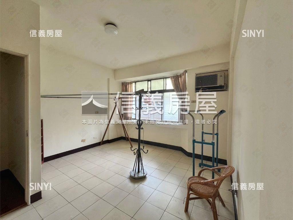 近未來轉運站金店面房屋室內格局與周邊環境
