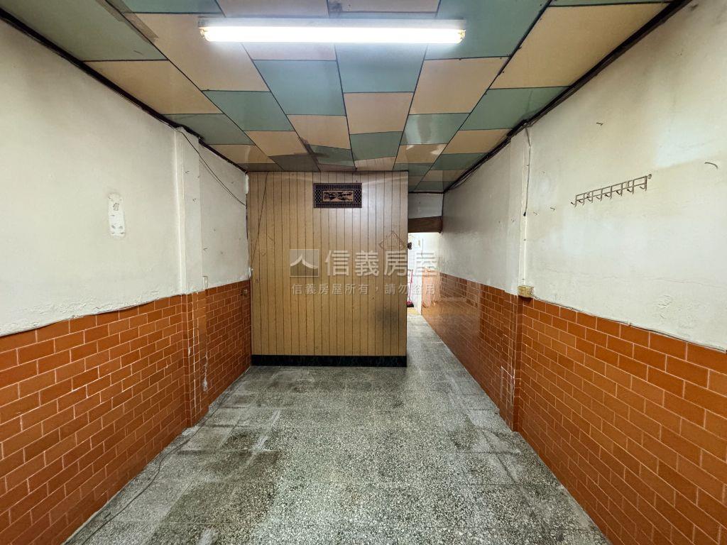 大里超俗透天房屋室內格局與周邊環境