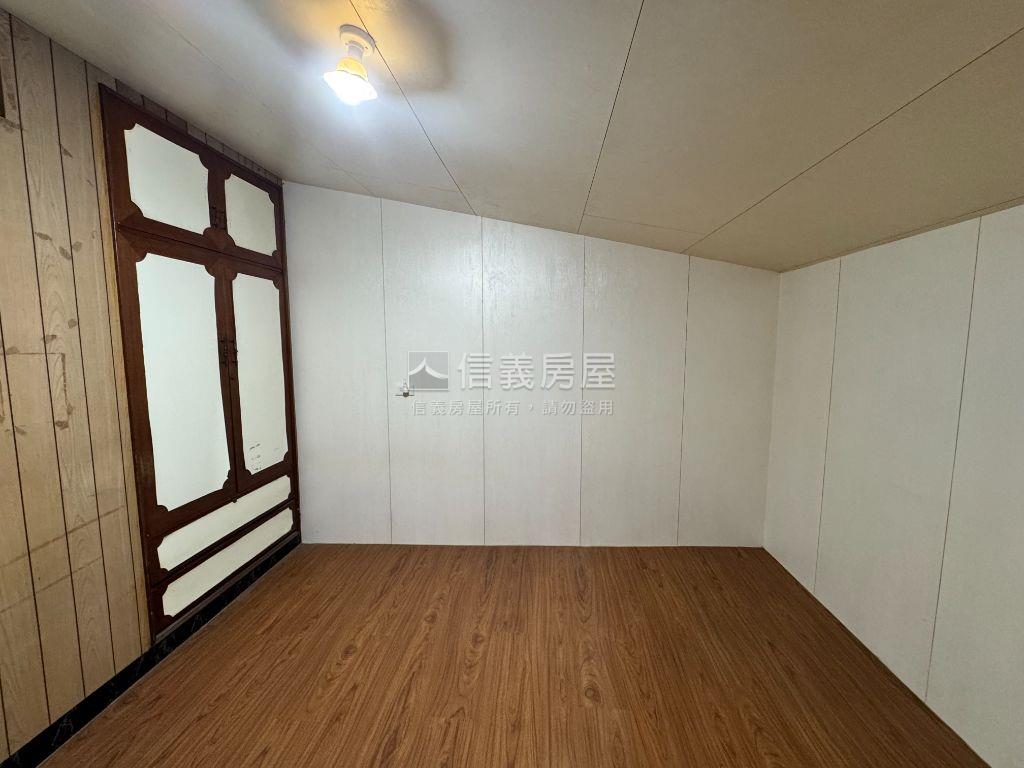 大里超俗透天房屋室內格局與周邊環境
