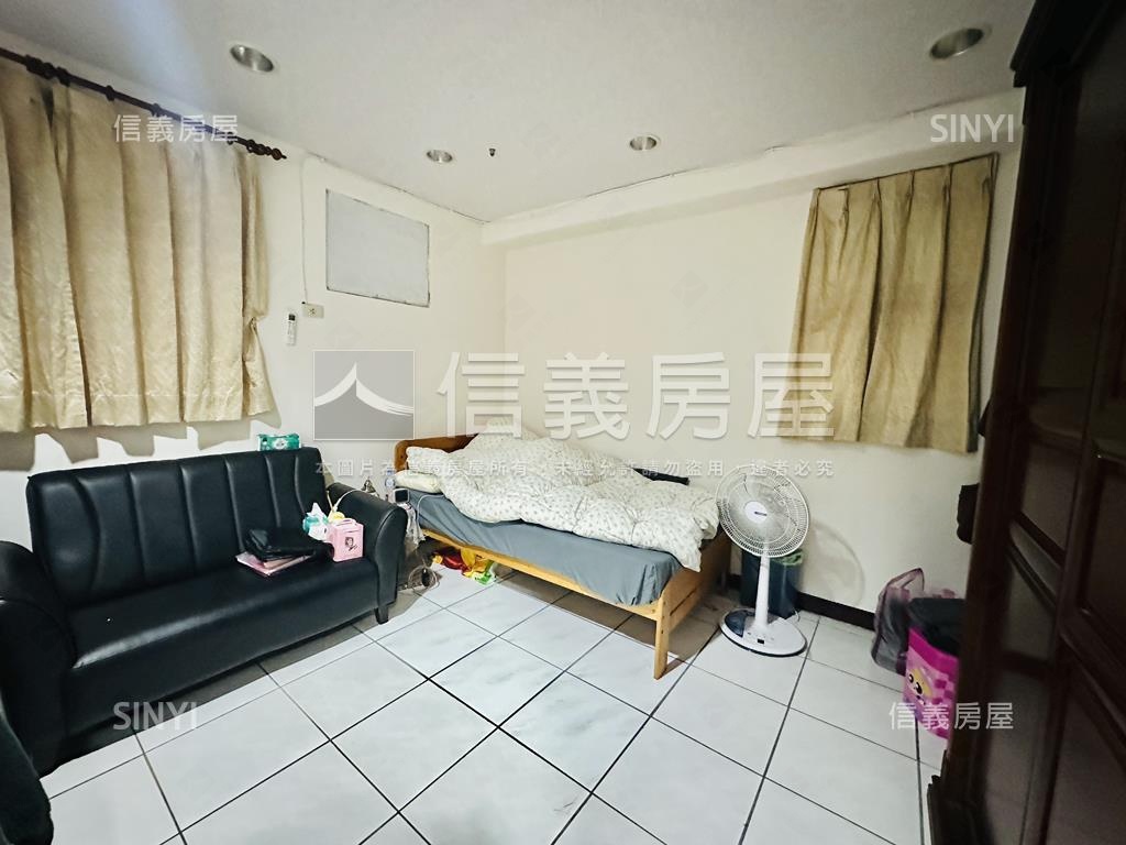 ☆美麗星城高樓美四房房屋室內格局與周邊環境
