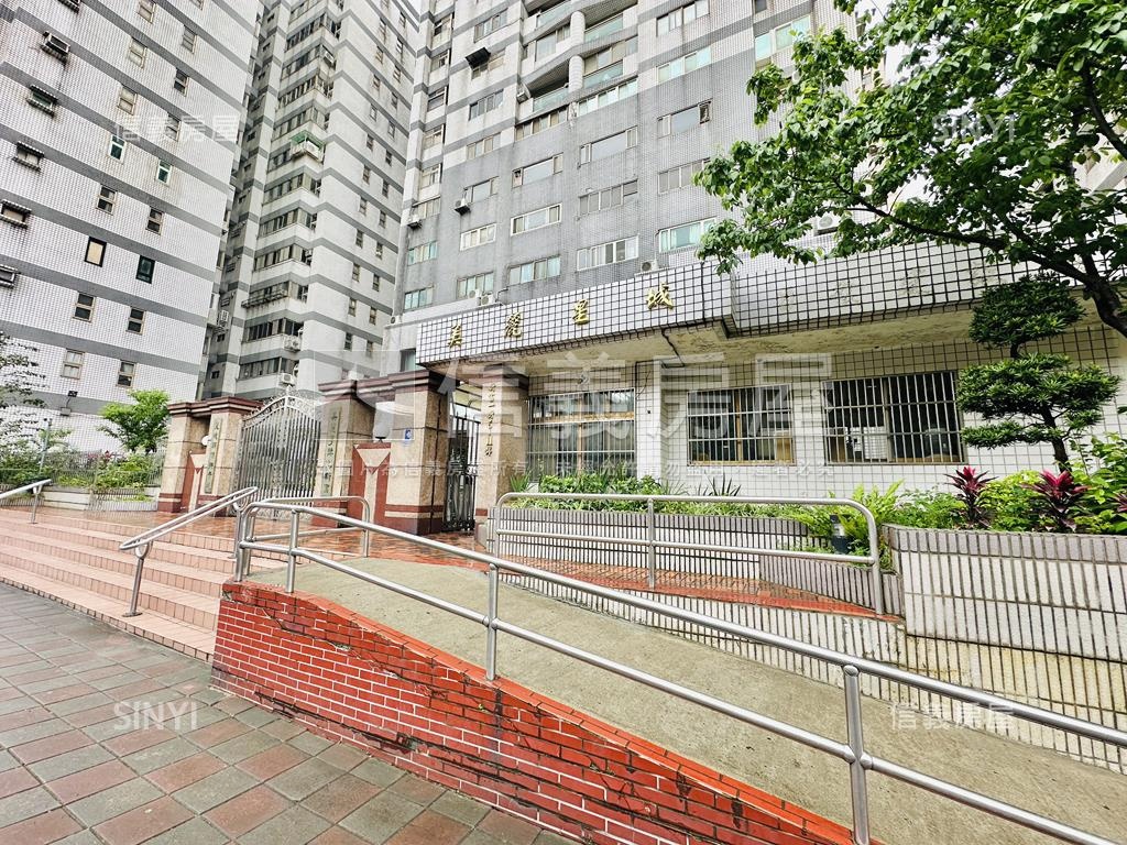 ☆美麗星城高樓美四房房屋室內格局與周邊環境