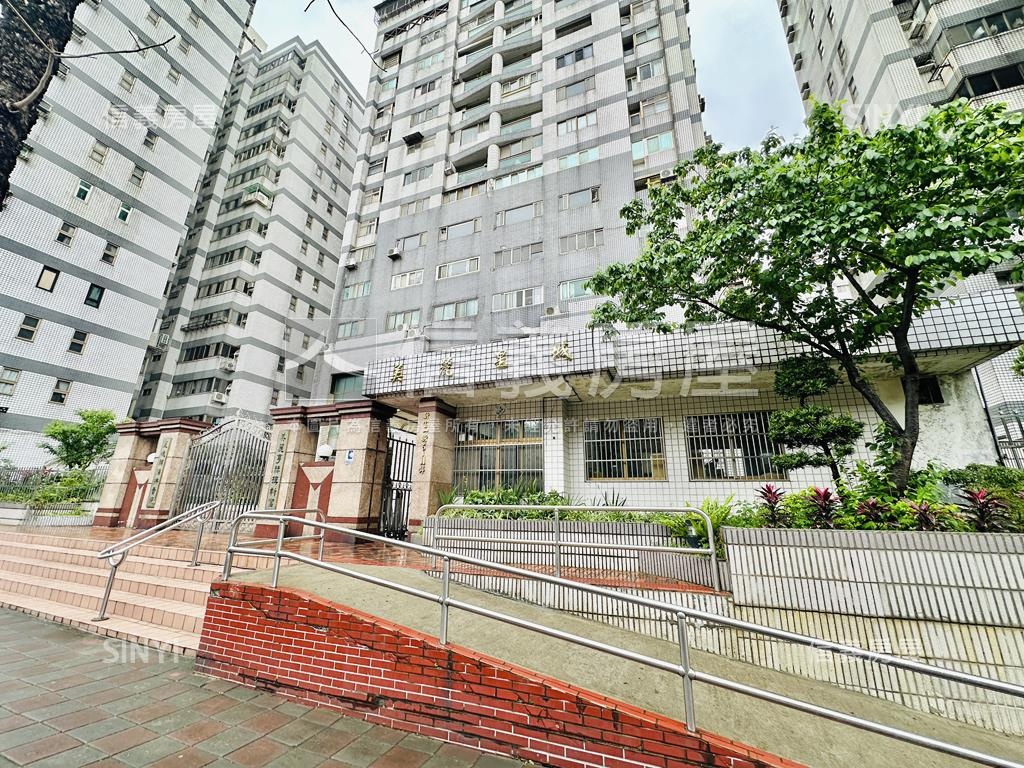 ☆美麗星城高樓美四房房屋室內格局與周邊環境