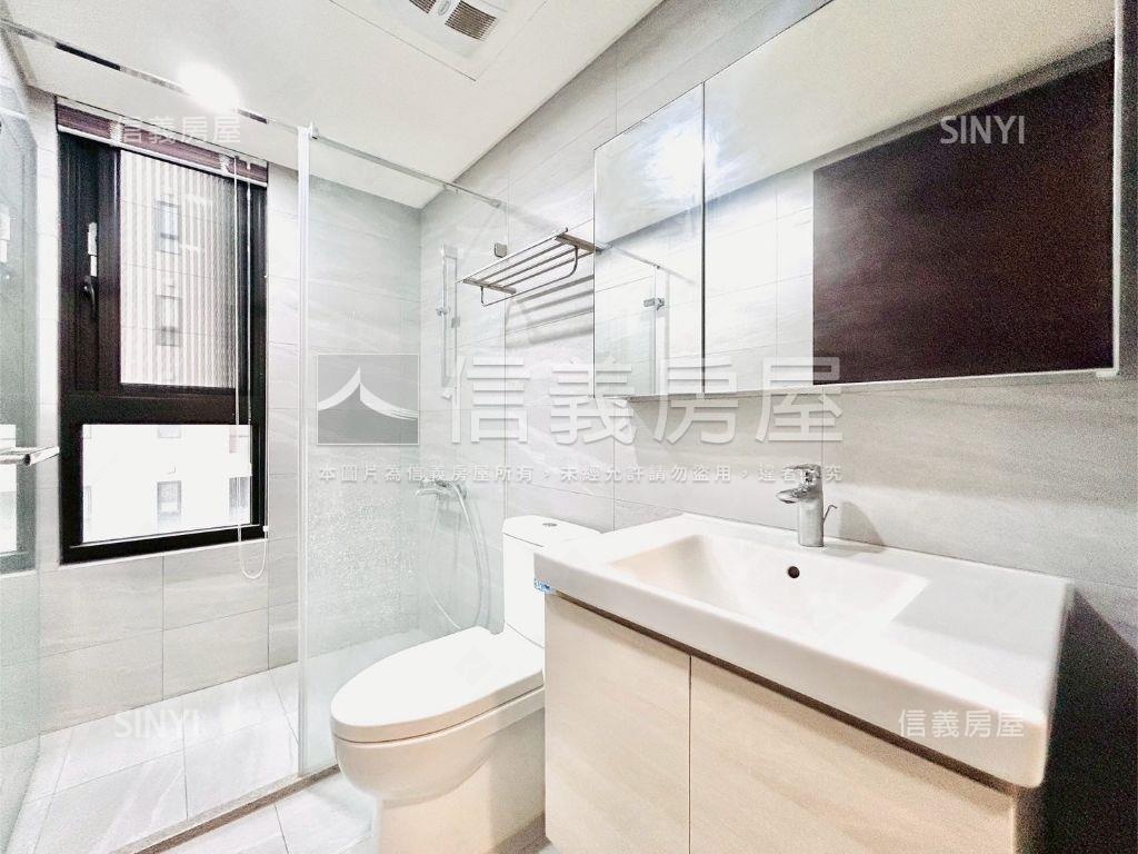 國泰Ｐｌｕｓ大三房平車位房屋室內格局與周邊環境