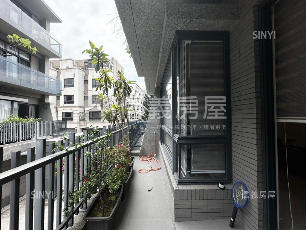 南寮青玉璽有車庫透天房屋室內格局與周邊環境