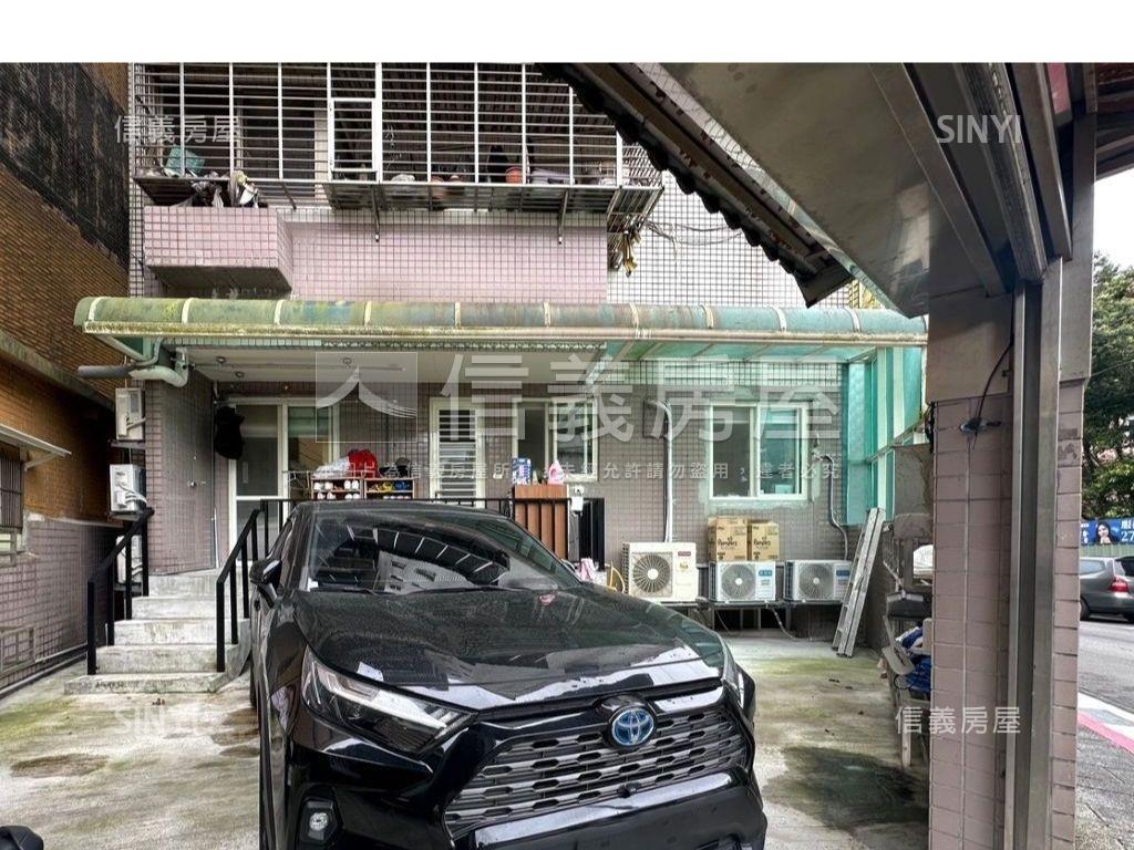 稀有邊間美妝車庫一樓房屋室內格局與周邊環境