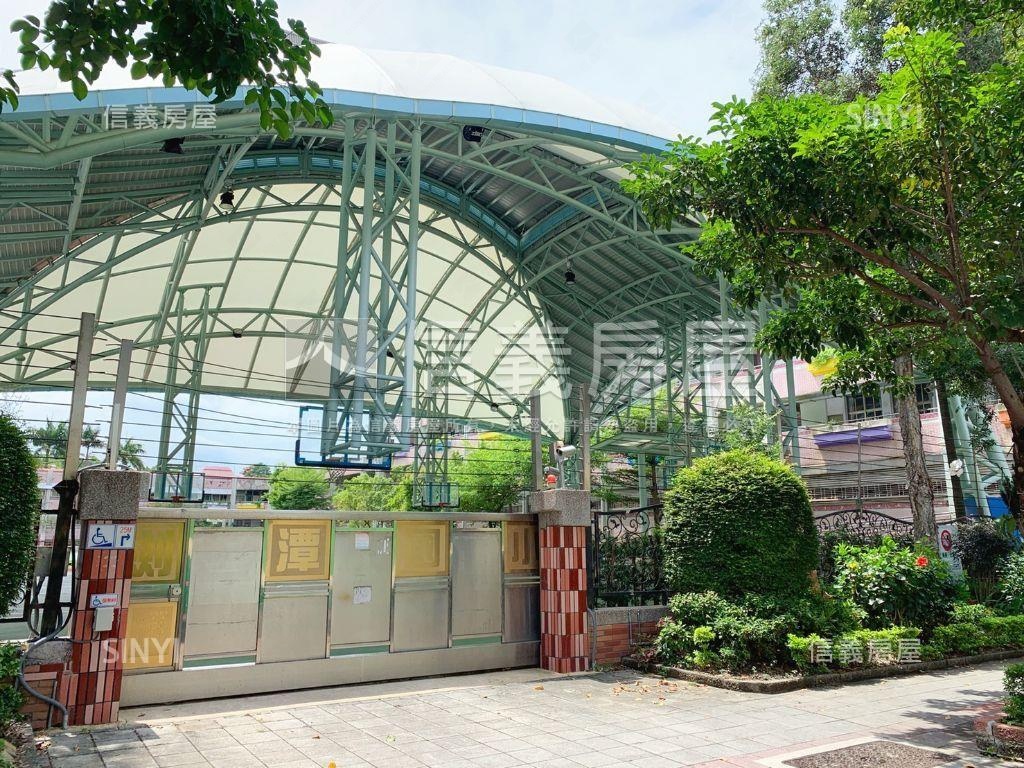 捷運公園美景稀有電梯房屋室內格局與周邊環境
