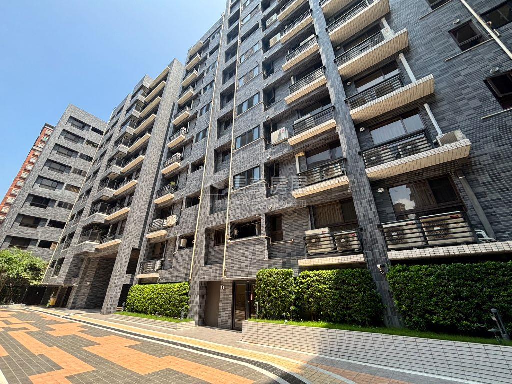 樂生活質感兩房車位房屋室內格局與周邊環境