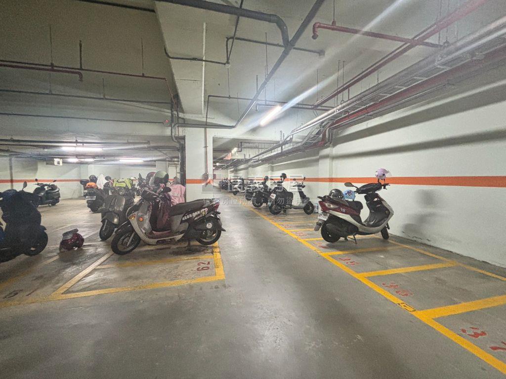 樂生活質感兩房車位房屋室內格局與周邊環境