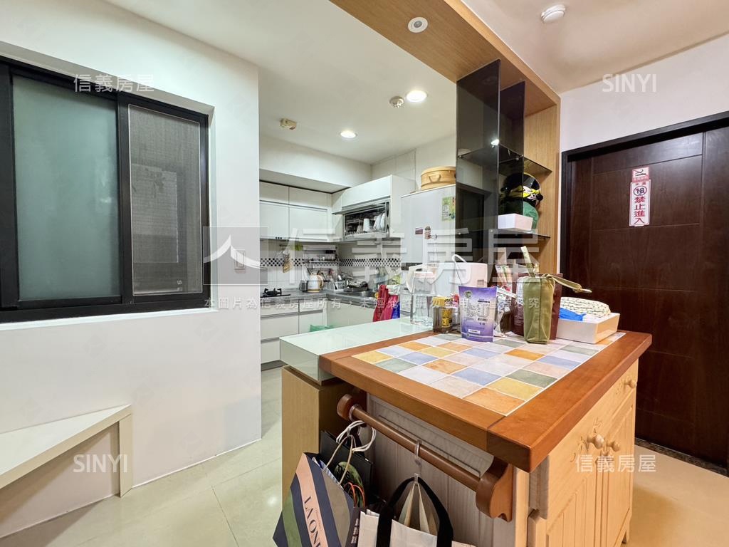 太普ＭＯＭＡ高樓三房平車房屋室內格局與周邊環境