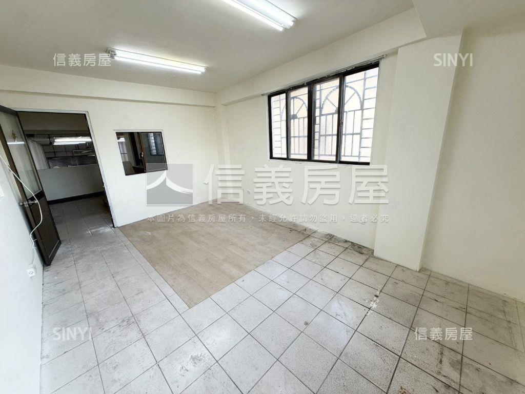 中興路二段破百大建坪店面房屋室內格局與周邊環境