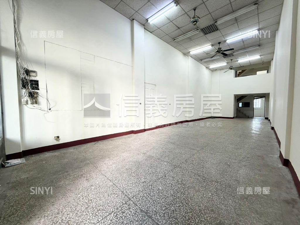 中興路二段破百大建坪店面房屋室內格局與周邊環境