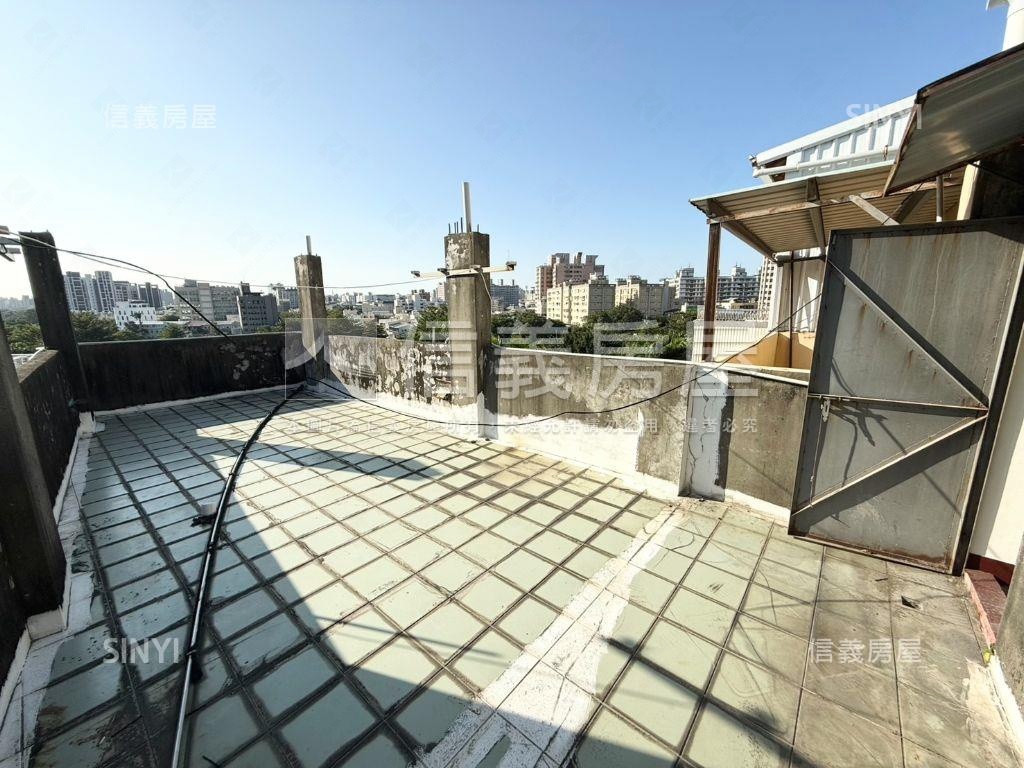 中興路二段破百大建坪店面房屋室內格局與周邊環境