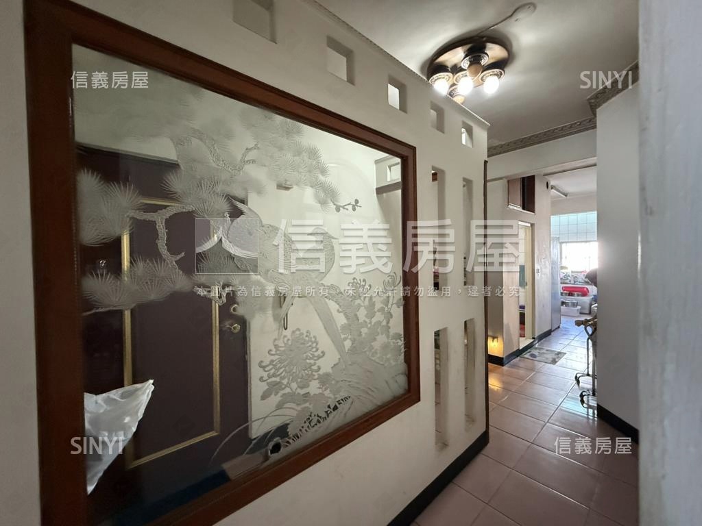 明峰街４房公寓房屋室內格局與周邊環境