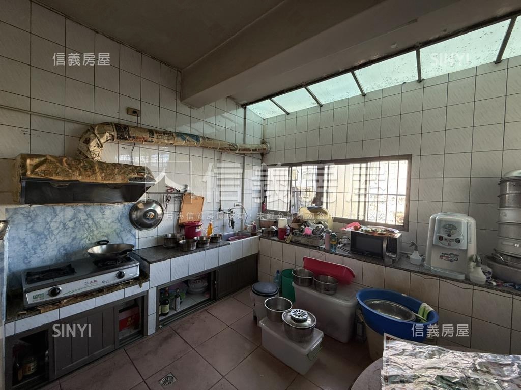 明峰街４房公寓房屋室內格局與周邊環境