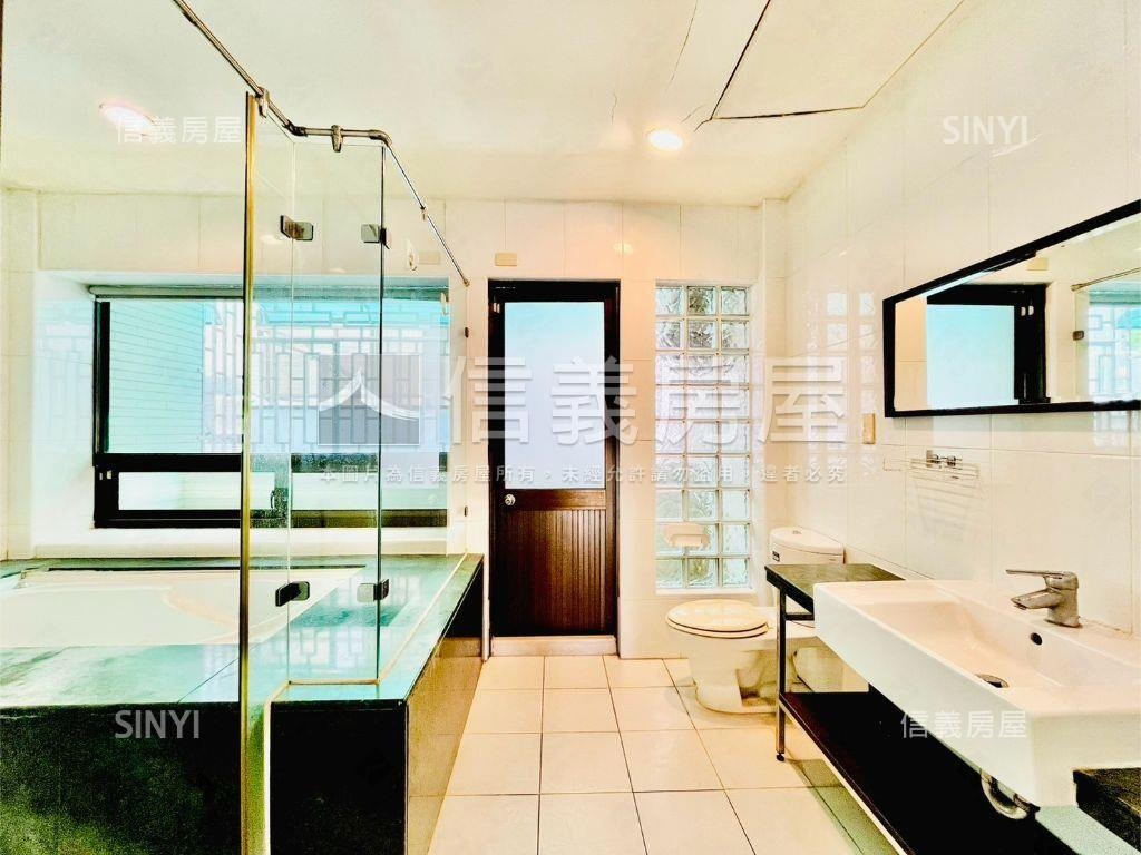 陽光綠意・臨路美車墅房屋室內格局與周邊環境