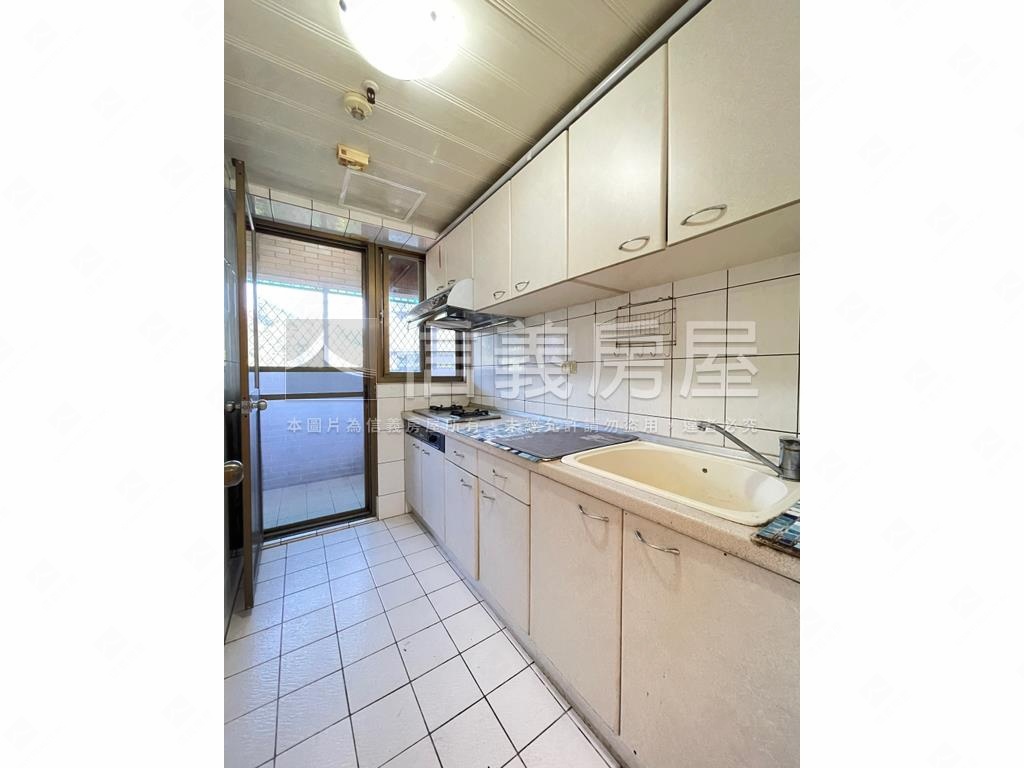 ⭐高樓景觀邊間２房房屋室內格局與周邊環境