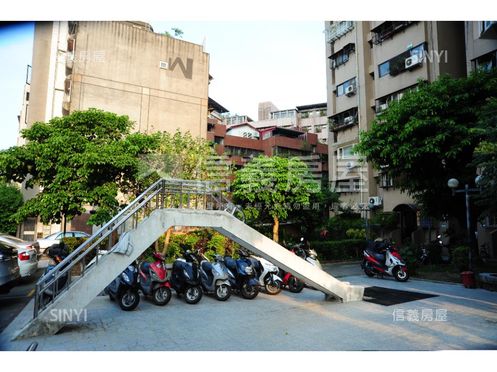 天母陽明新城房屋室內格局與周邊環境