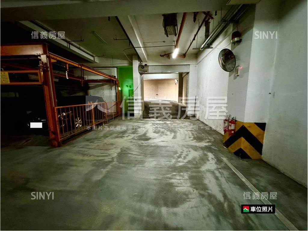 綠景靜巷挑高邊間房屋室內格局與周邊環境