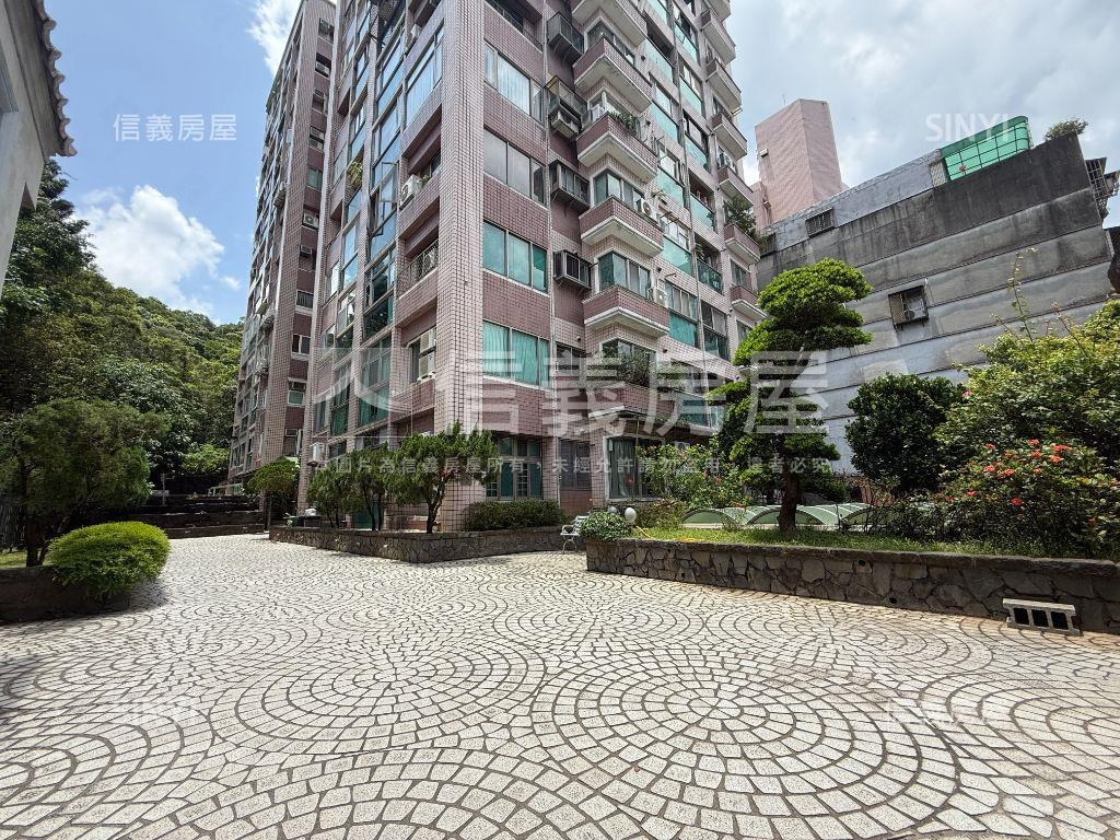 邊間雙面採光明亮電梯套房房屋室內格局與周邊環境