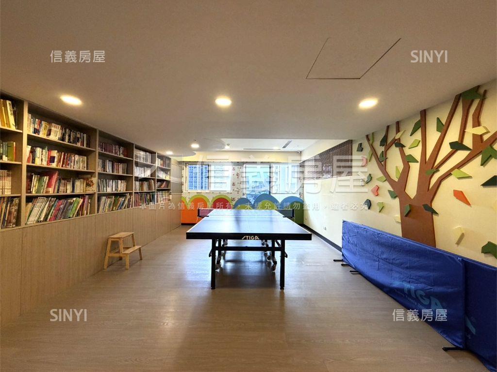 愛丁堡‧新穎美妝２房平車房屋室內格局與周邊環境