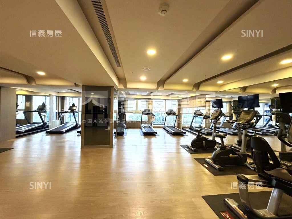 愛丁堡‧新穎美妝２房平車房屋室內格局與周邊環境