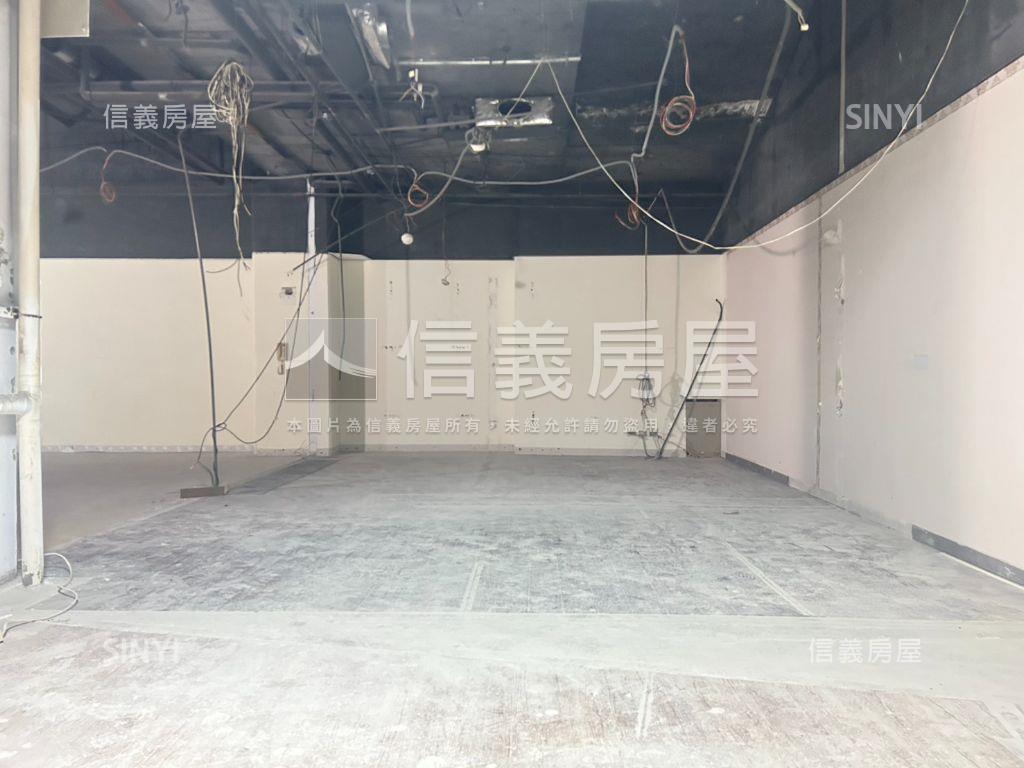 ★信義大坪數辦公★雲頂房屋室內格局與周邊環境