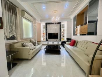 近捷運甲山林豪華車位別墅