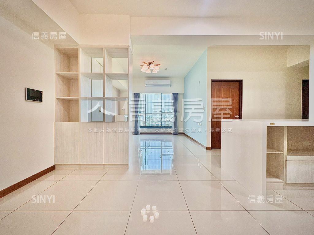 ＬＭ｜領秀質感三房平車房屋室內格局與周邊環境