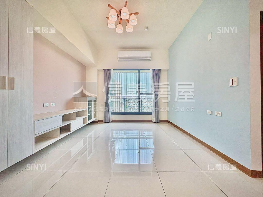 ＬＭ｜領秀質感三房平車房屋室內格局與周邊環境