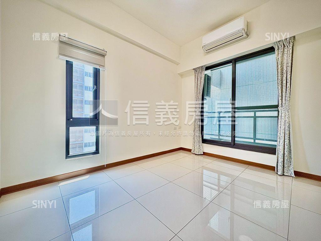 ＬＭ｜領秀質感三房平車房屋室內格局與周邊環境