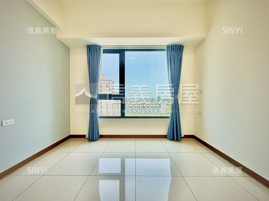 ＬＭ｜領秀質感三房平車房屋室內格局與周邊環境