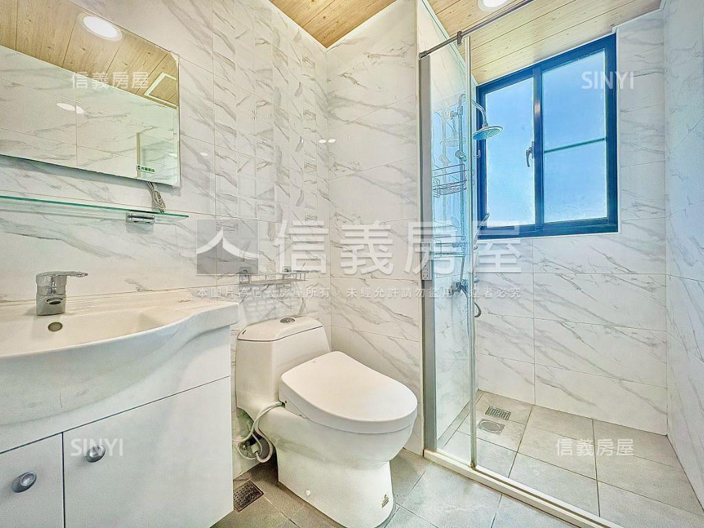 ＬＭ｜領秀質感三房平車房屋室內格局與周邊環境