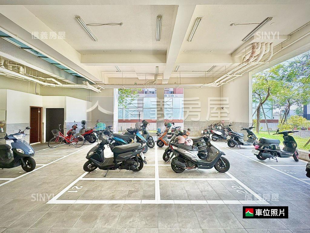 ＬＭ｜領秀質感三房平車房屋室內格局與周邊環境