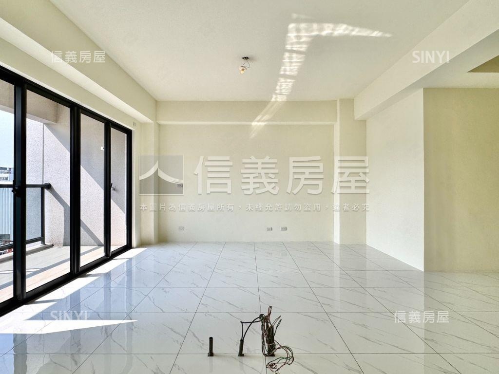 【誠售】全新仁武電梯美墅房屋室內格局與周邊環境