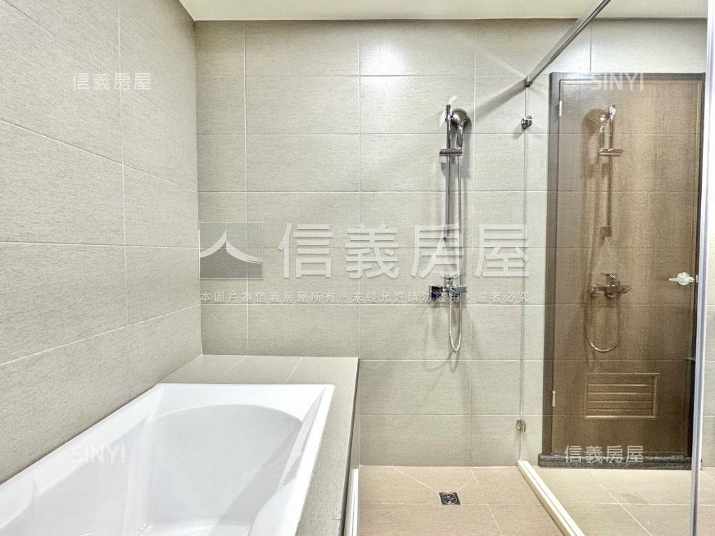 【誠售】全新仁武電梯美墅房屋室內格局與周邊環境