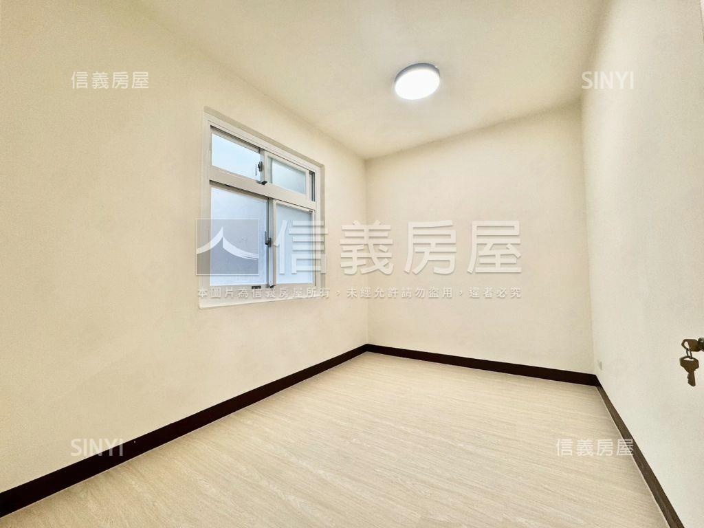 近區公所捷運３房美寓房屋室內格局與周邊環境