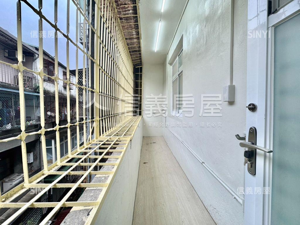 近區公所捷運３房美寓房屋室內格局與周邊環境