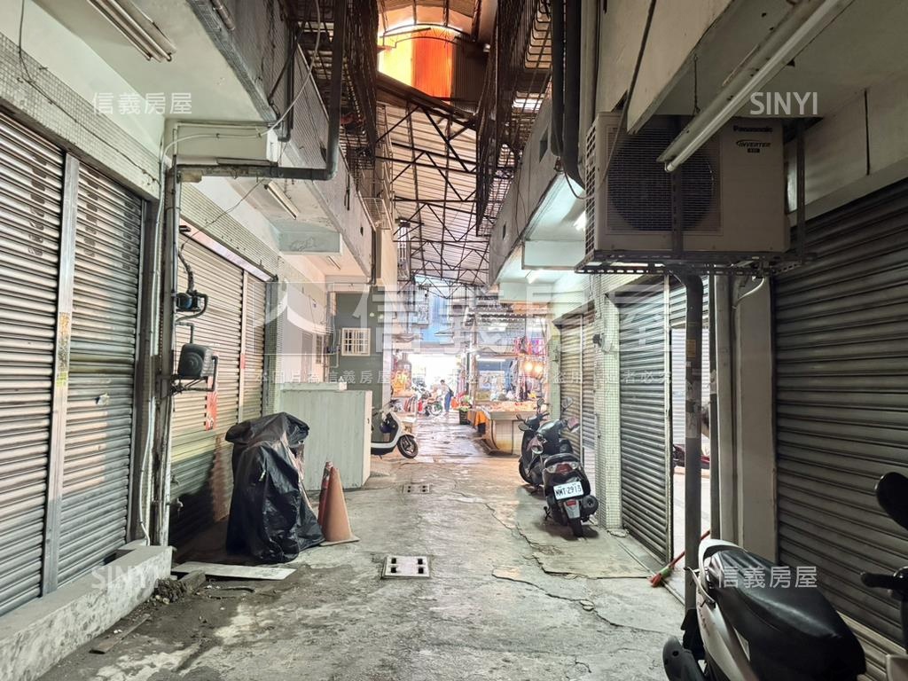 三多捷運．邊間透天房屋室內格局與周邊環境