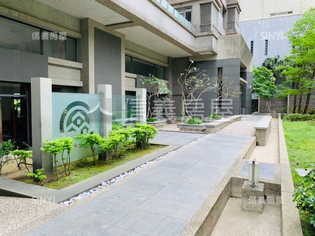 坤山時代敦品美三房房屋室內格局與周邊環境