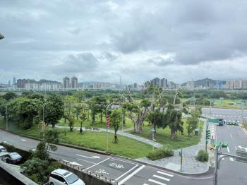 河岸景觀大戶四房