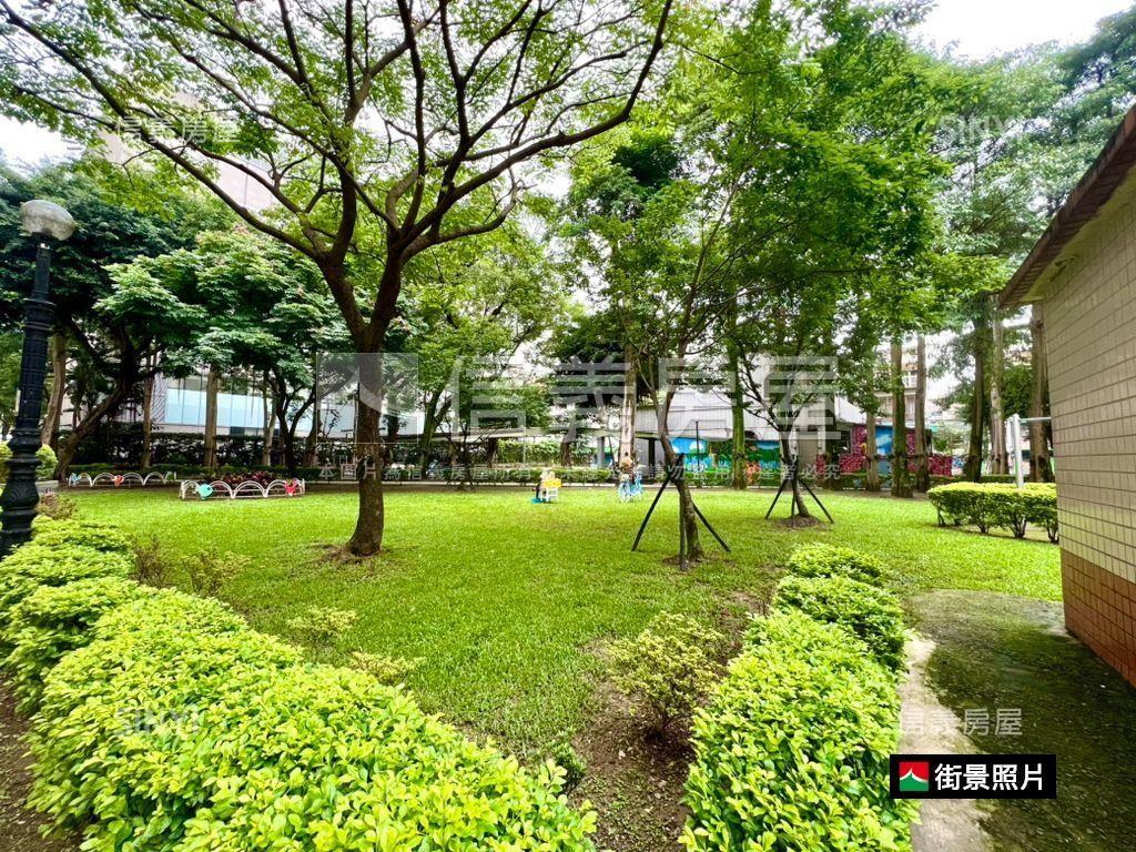 美寓二樓。邊間三面採光房屋室內格局與周邊環境