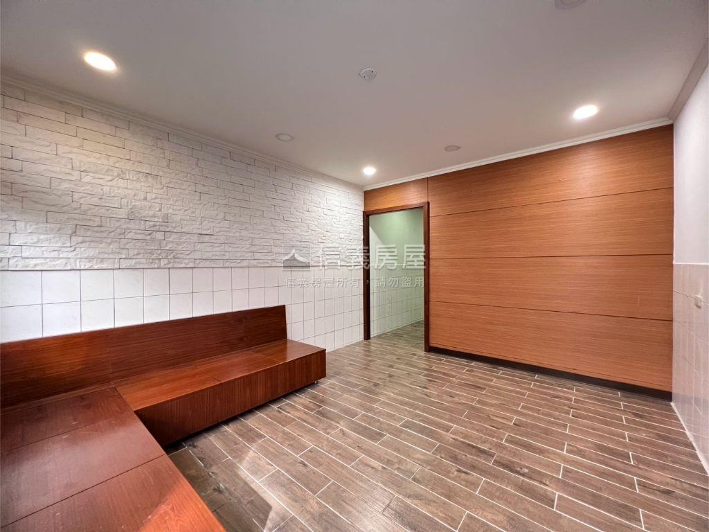 南郭路精華地段低總價透天房屋室內格局與周邊環境